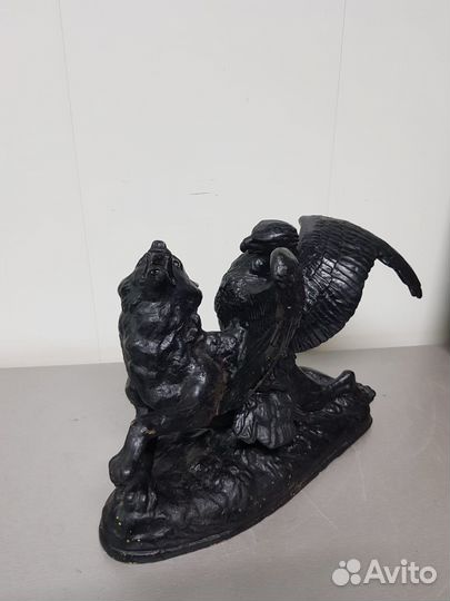 Статуэтка чугун 