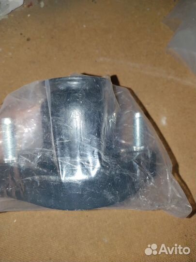 Опора заднего амортизатора Митсубиси лансер х