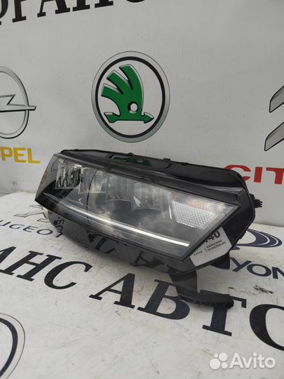 Фара правая Skoda Octavia A8 2020-2023