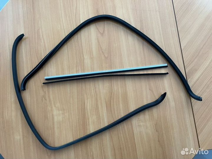 Комплект уплотнений люка Мерседес W 115/123/126