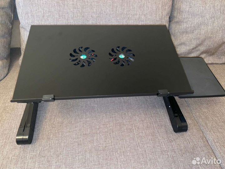 Столик для ноутбука с охлаждением