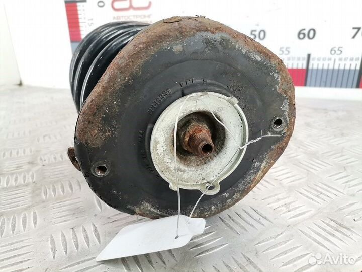 Стойка для Renault Scenic 1