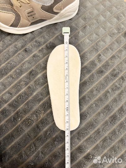 Кроссовки капитошка