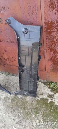 Обшивка пол багажника Toyota Camry 50