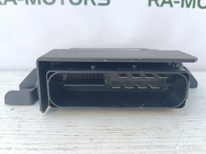 Блок управления стояночным тормозом Volkswagen