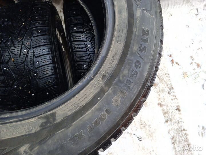 Nokian Tyres Hakkapeliitta 7 215/65 R16