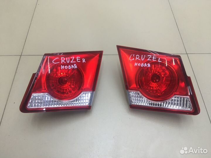 Фонарь в крышку багажника Chevrolet Cruze