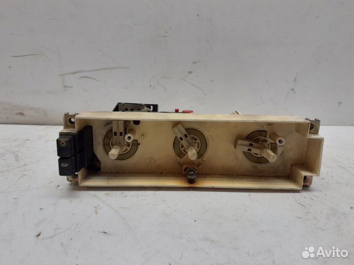 Блок управления отопителем Audi 100 C4 1991-1994