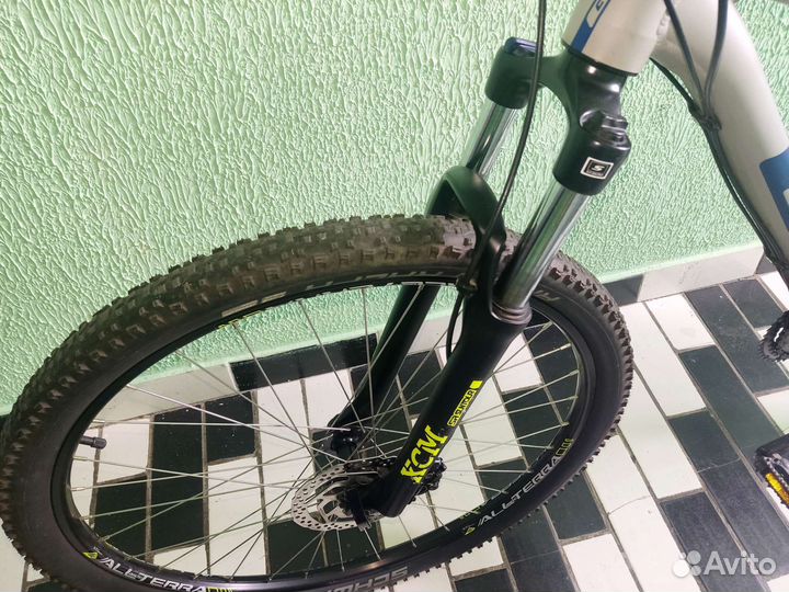 GT Avalanche Comp 29 R (Deore)