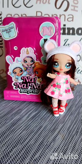 Na na na surprise minis Misha Mouse