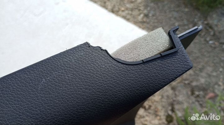 Обивка двери передней левой Kia Rio X 20-24