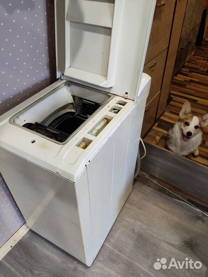 Стиральная машина с вертикальной загрузкой
