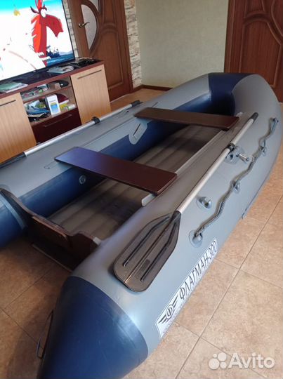 Надувная лодка Флагман 300 с мотором Yamaha 5 cmhs