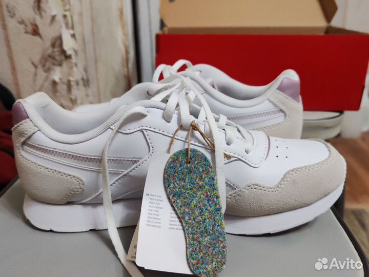 Кроссовки женские 39 размер