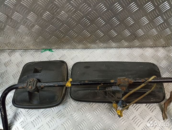 Зеркало заднего вида MAZ