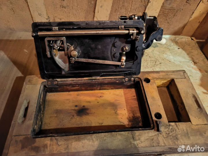 Швейная машинка