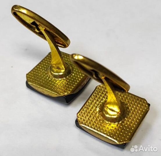 Запонки латунные квадратные с натуральным перелива