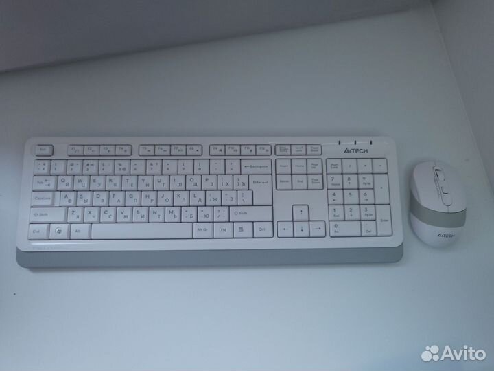 Клавиатура+мышь беспроводная A4Tech Fstyler FG1010