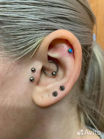 Пирсинг (все виды проколов). Микродермалы