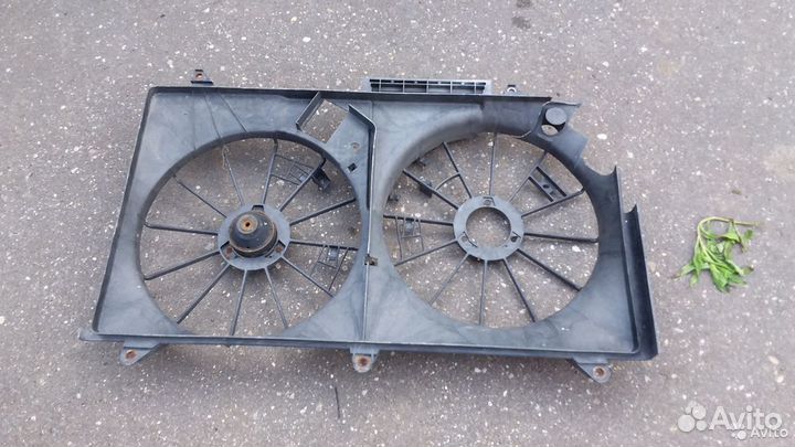 Диффузор радиатора Toyota Celsior Lexus LS430