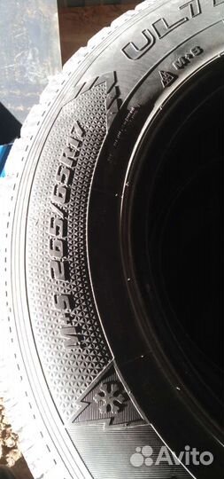 Goodyear UltraGrip 265/65 R17