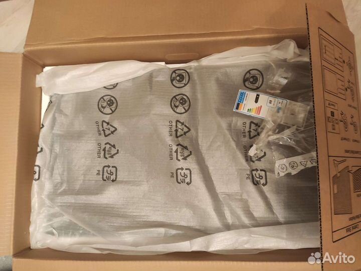 Монитор Samsung