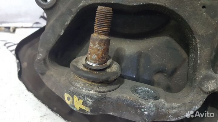 Ступица левая на Mercedes-Benz W220 W215 C215