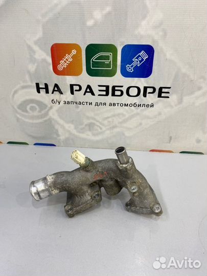 Фланец системы охлаждения Toyota Camry XV55 2GR-FE