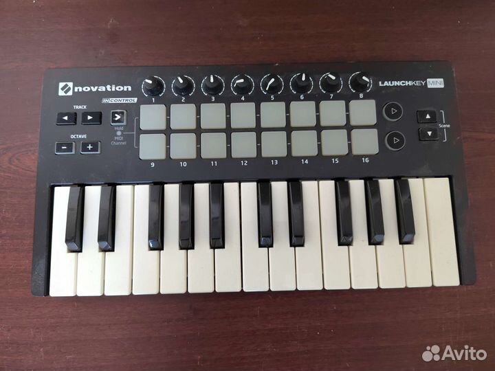 Novation launchkey mini mk2