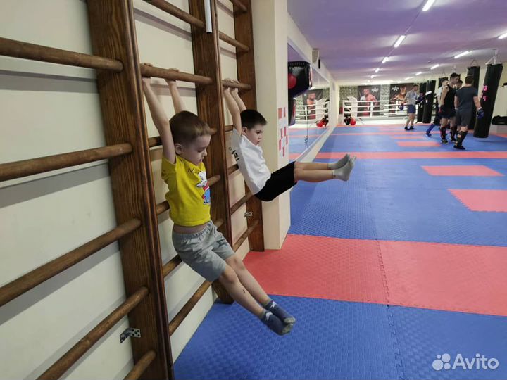 Деревянная шведская стенка