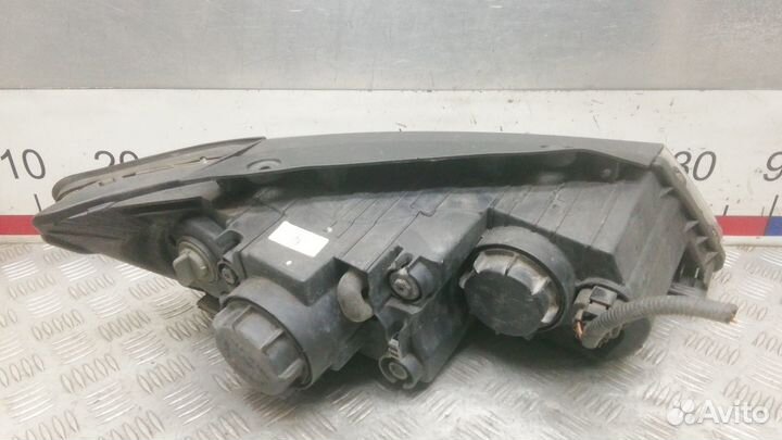 Фара Hyundai Sonata 5 NF (2005-2010)