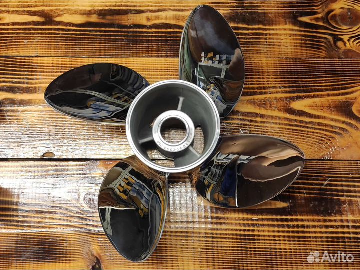 Гребной винт 150-300 л.с.; 4х14х21 RH, сталь