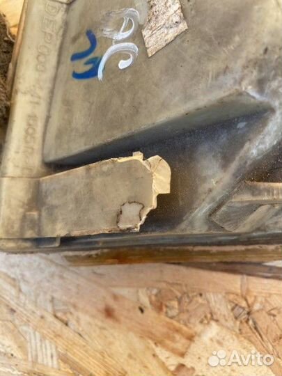 Указатель поворота правый белый Audi 80