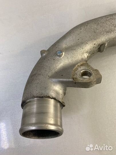 Патрубок интеркулера Toyota Land Cruiser 200