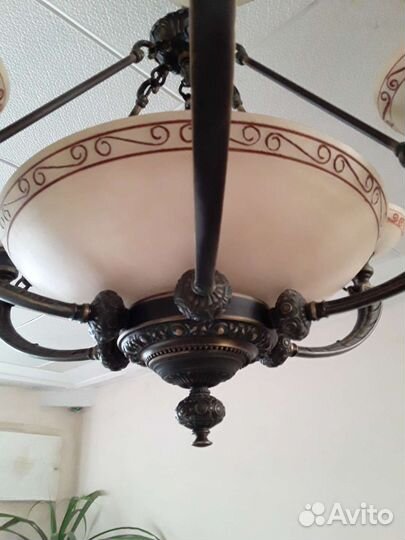 Люстра эксклюзивная из опала