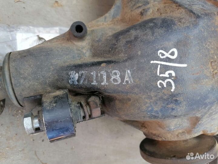 Запчасти на Nissan Atlas R8F23