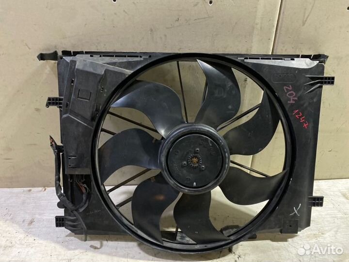 Вентилятор охлаждения радиатора Mercedes-Benz