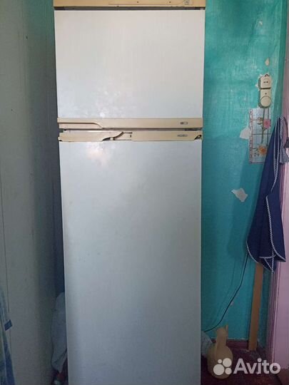 Холодильник бу