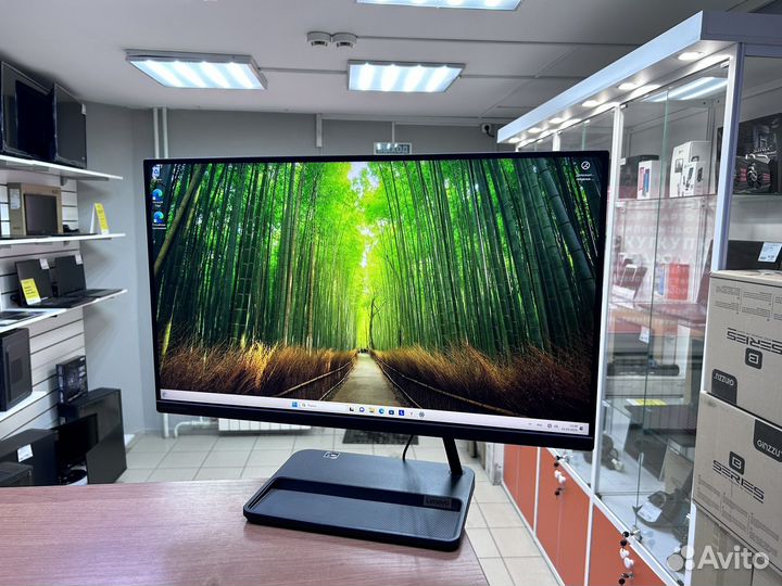 Моноблок Lenovo 24