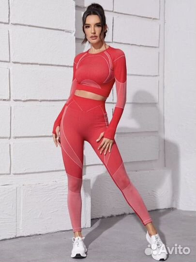 Спортивный костюм женский XS-S