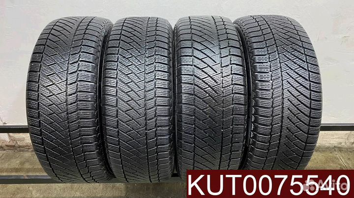 Continental ContiVikingContact 6 SUV 215/60 R16 107U