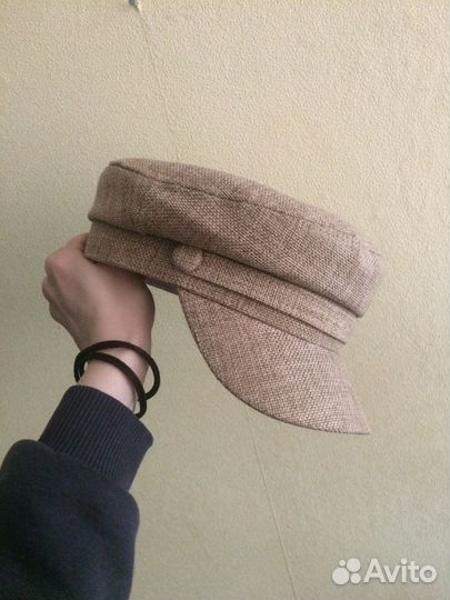 Женская кепка