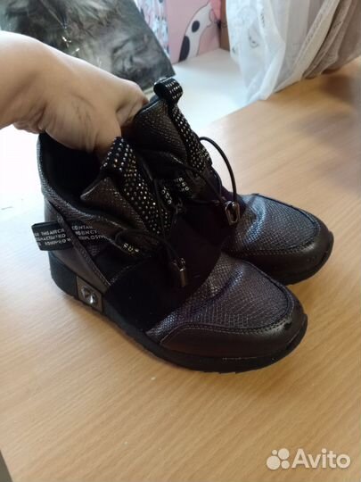 Осенние ботинки на девочку