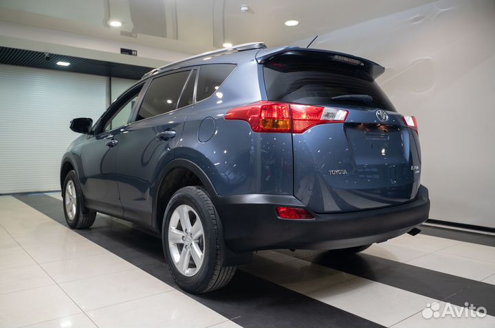 Toyota RAV4 2.0 CVT, 2014, 111 238 км