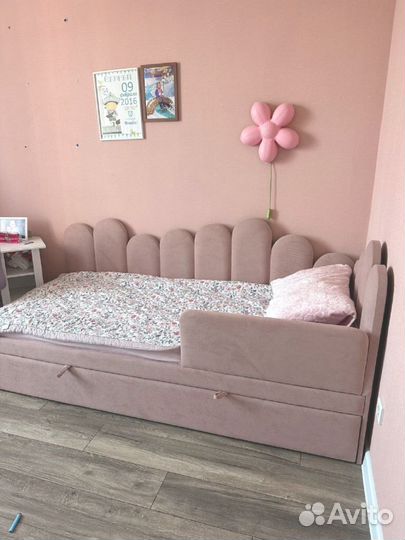 Детская кровать 90х200