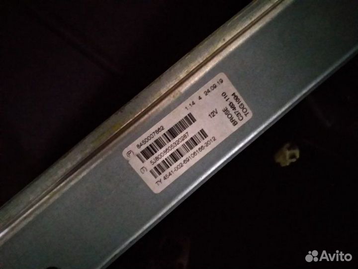 Стеклоподъемник задний правый LADA Vesta седан