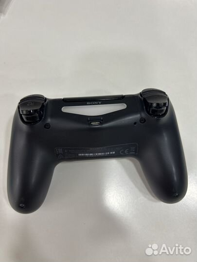 Джойстик Sony PS4