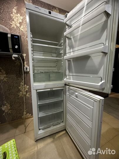 Холодильник liebherr