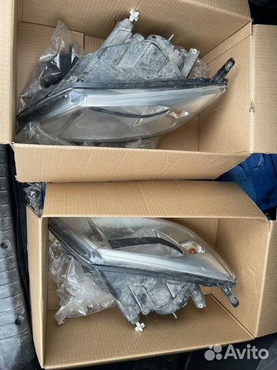 Две фары лада гранта (левая и правая) Цена за 2 шт