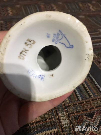 Статуэтка фарфоровая «женщина с самоваром»